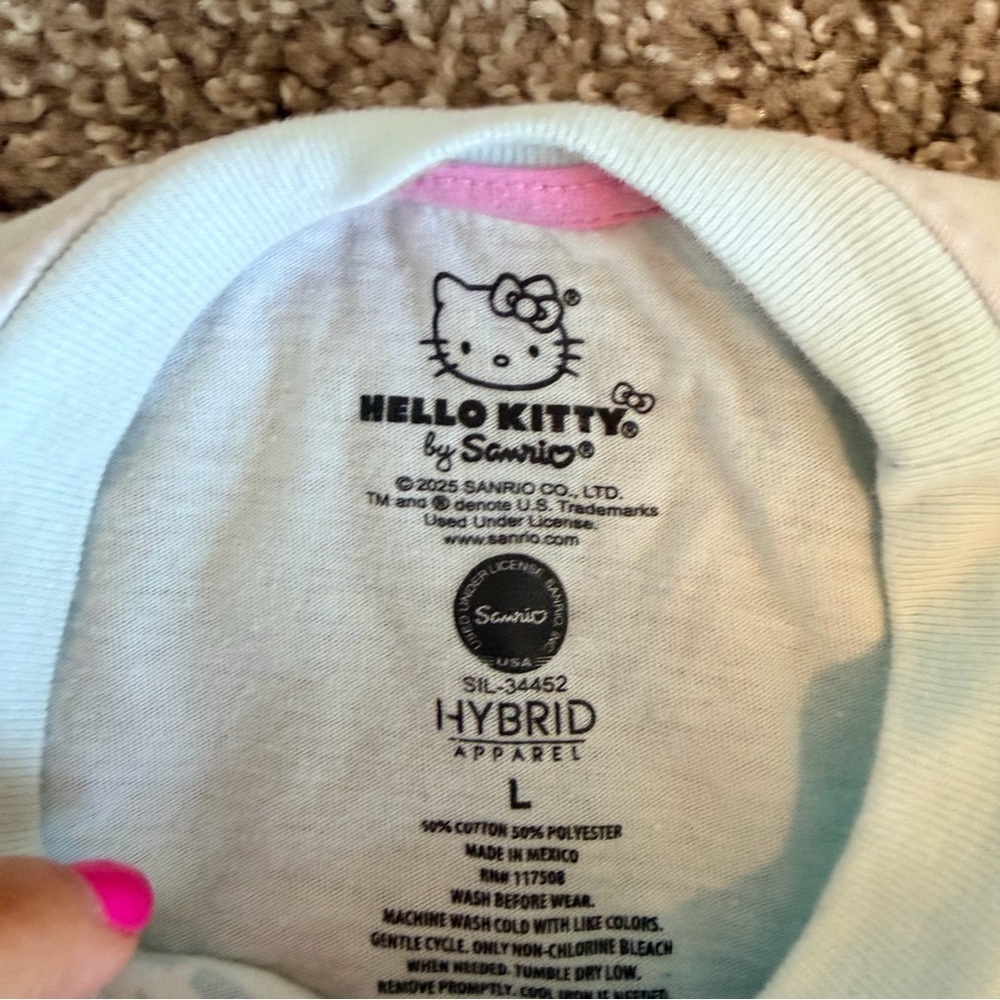 Hello Kitty girls Athletic T-Shirt size large - Picture 6 of 7
